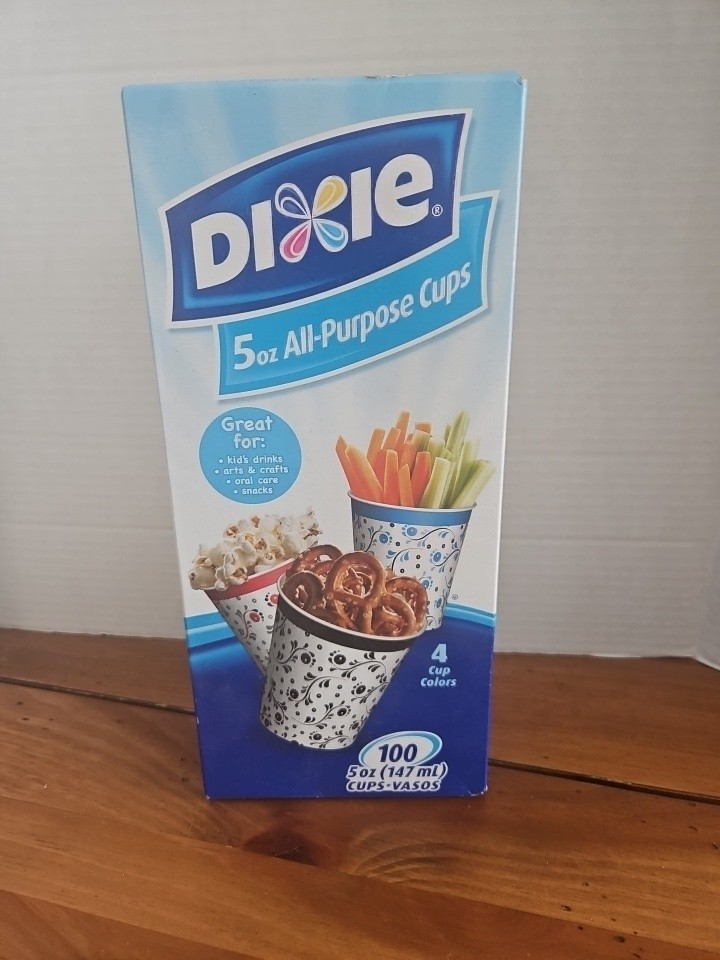 Dixie 5 oz Cups 100 Ct Disposable 4  Designs Multipurpose