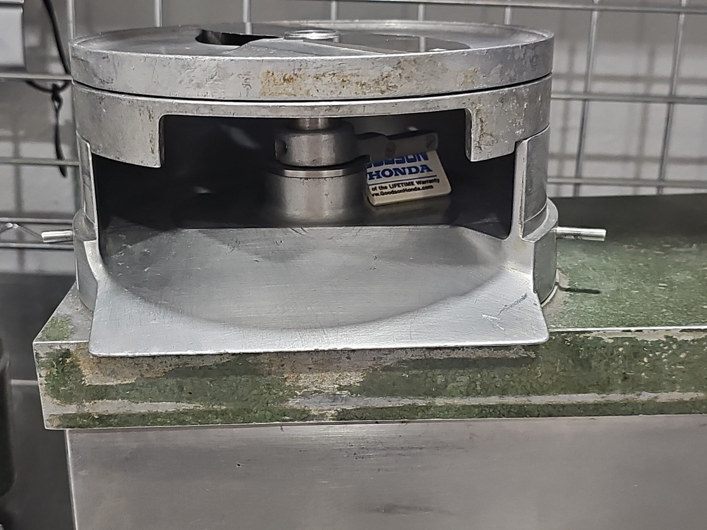 Mannhart MV 80 Commercial Food Processor With 6 pc Disc Attachment Set