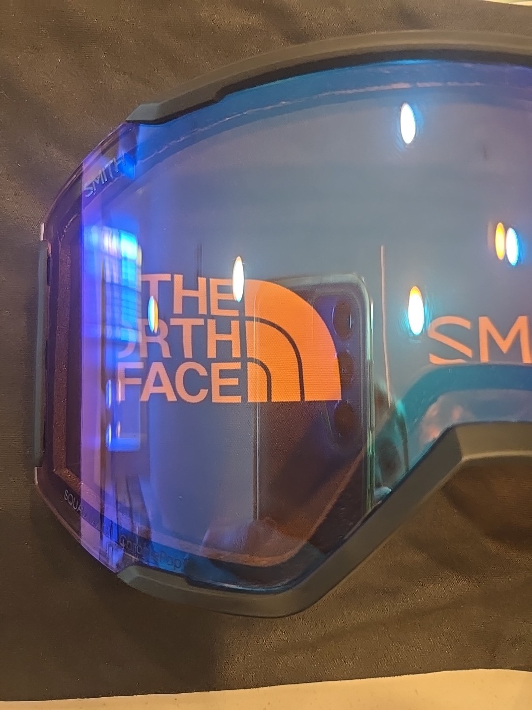The North Face Smith Squad Mag Goggle Chromapop Sun Black Gold Storm Blue Senson
