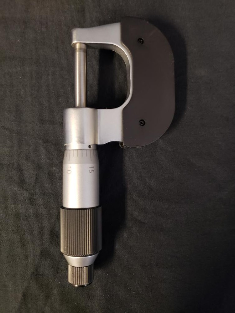 FOWLER DIAL CALIPER & MICROMETER SET (MISSING 6" RULER) (B26003039)