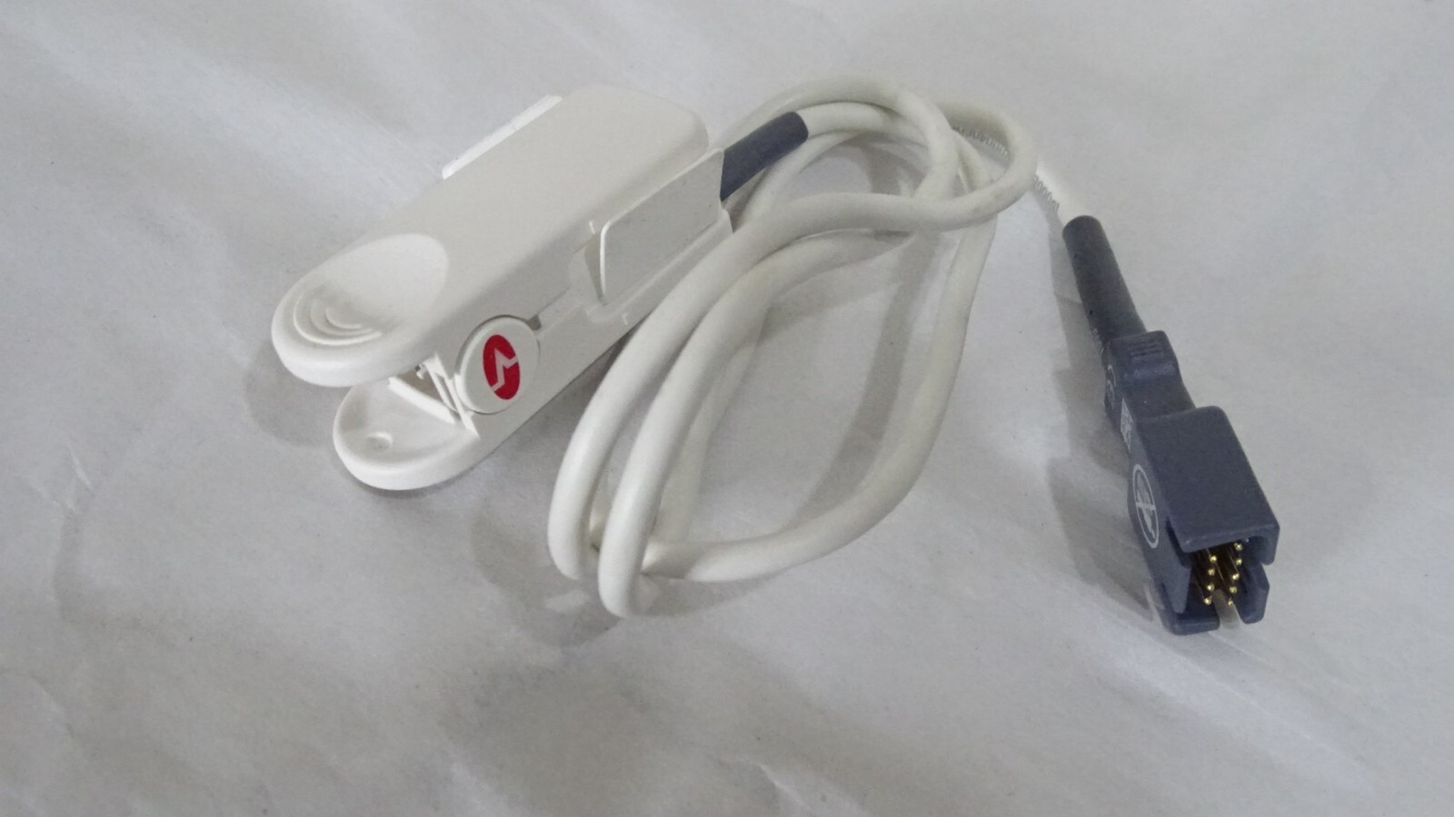 Masimo SET 1863 LNCS DCI Adult SpO2 reusable finger sensor. OEM. 9 Pin Connector