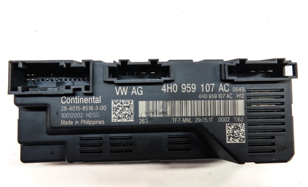 2018 AUDI A8L (D4 4H) REAR TRUNK HATCH LID CONTROL MODULE