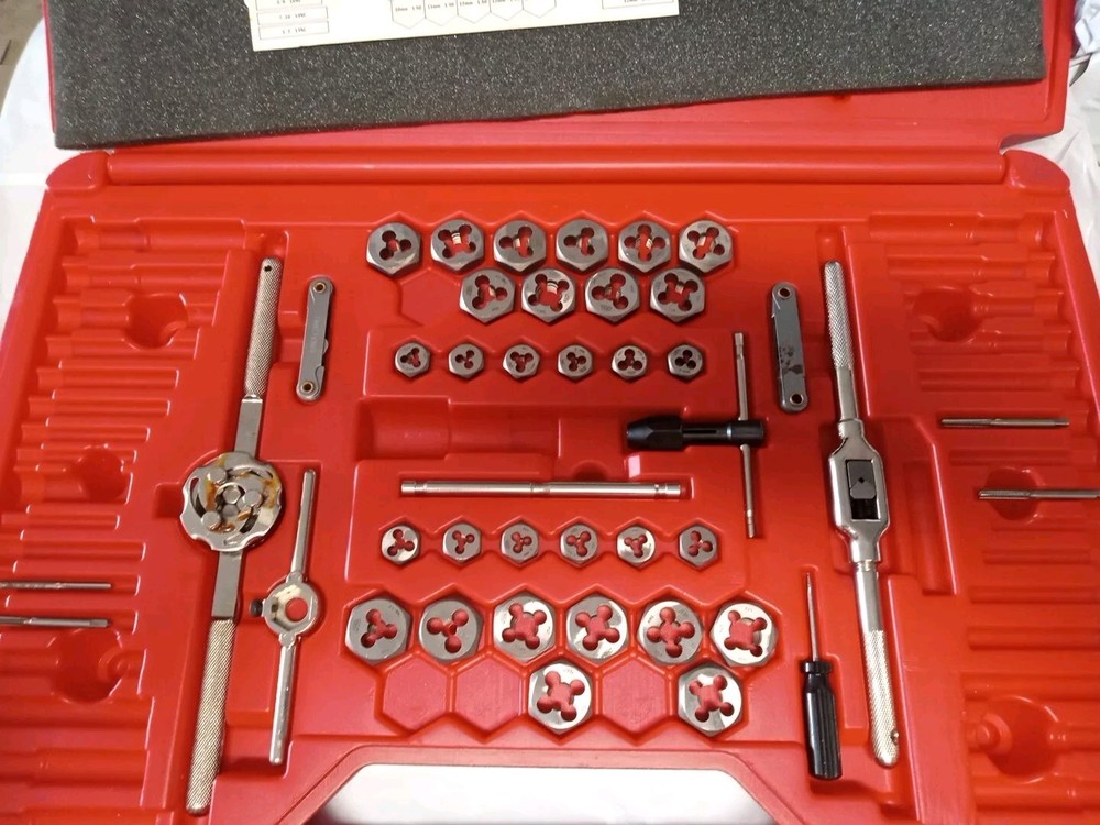 MAC Tools TDPLUS 117-Pc Deluxe Threading Set - Standard & Metric - INCOMPLETE