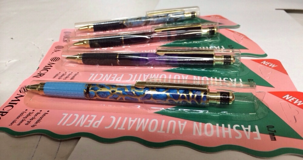 2x non sharpening Automatic Pencil .7mm. Retractable Tip. Micro.