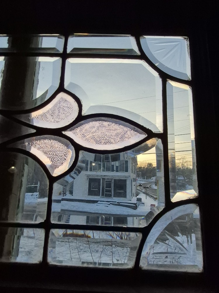 GREAT ANTIQUE BEVELED STAINED GLASS WINDOW