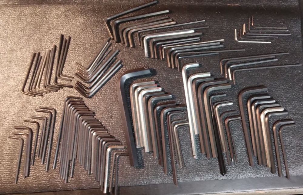 ASSORTED ALLEN WRENCHES 112 PCS. 2 LBS.