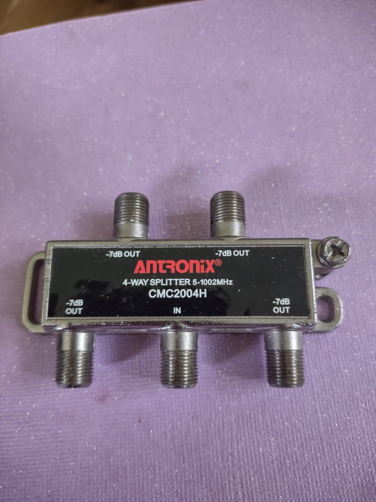 Antronix 4 way splitter CMC2004H