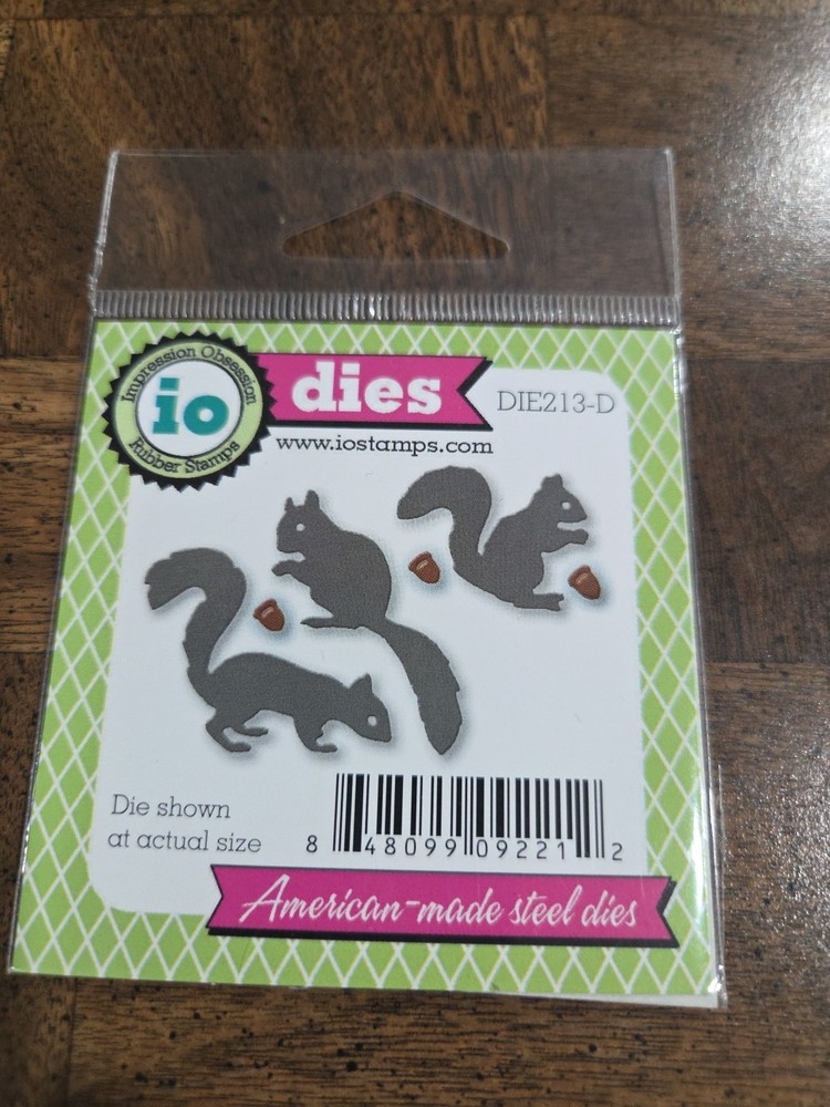 Io Dies Squirrels