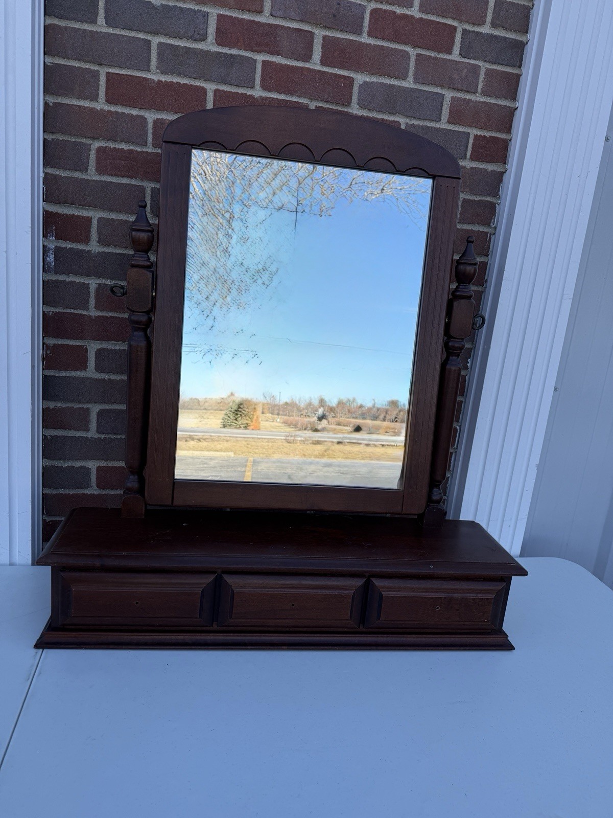 Simmons Wood Tabletop Vanity Mirror Swivel Dresser Top Shave Mirror w/ 3 Drawers