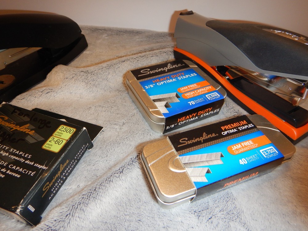 TWO STAPLERS & ASSORTED STAPLES_PRE-OWNED
