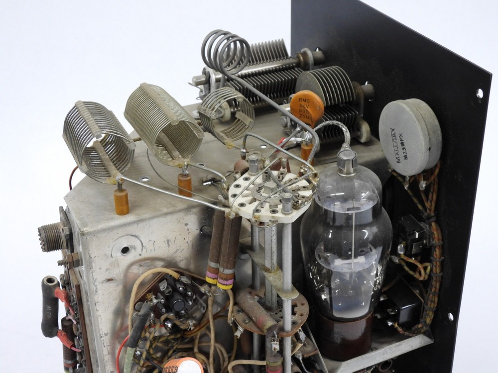 Harvey-Wells TBS-50A Ham Radio Transmitter + CMA-50 (excellent cosmetics)