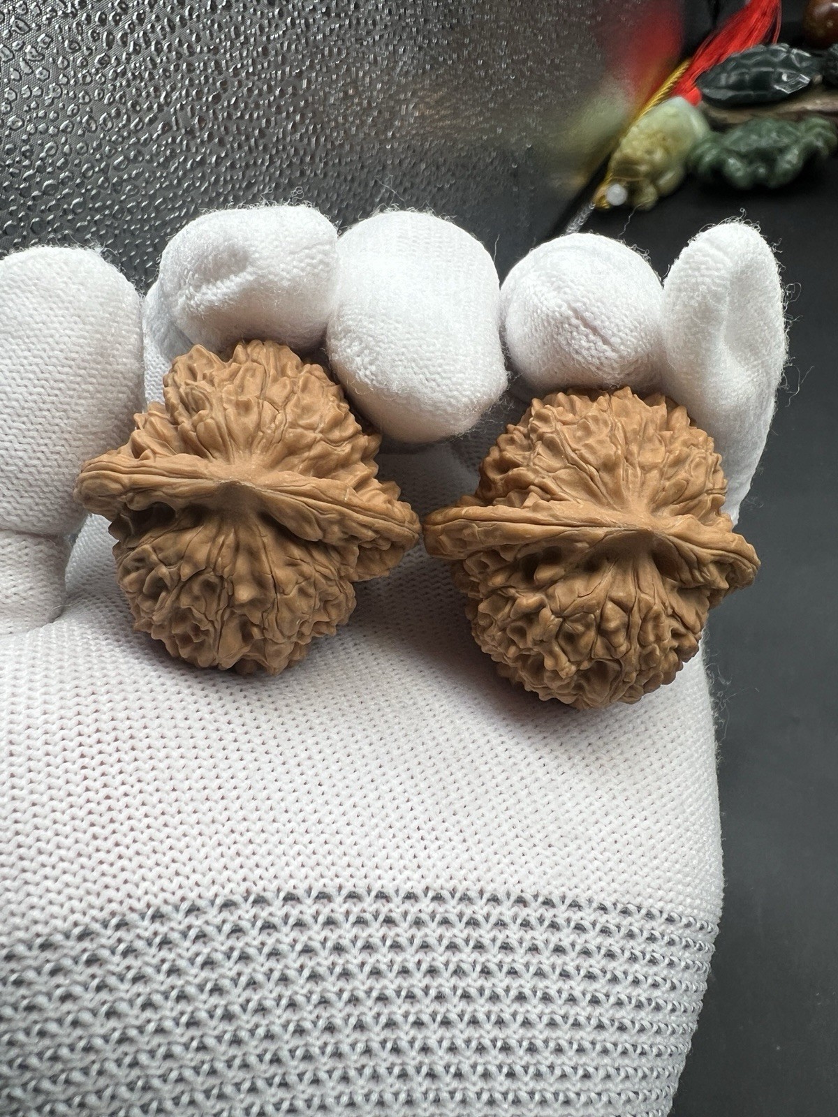 Pair of Match Chinese Health Walnut Collection 39×38×38mm精配文玩核桃 ～全品无名小众