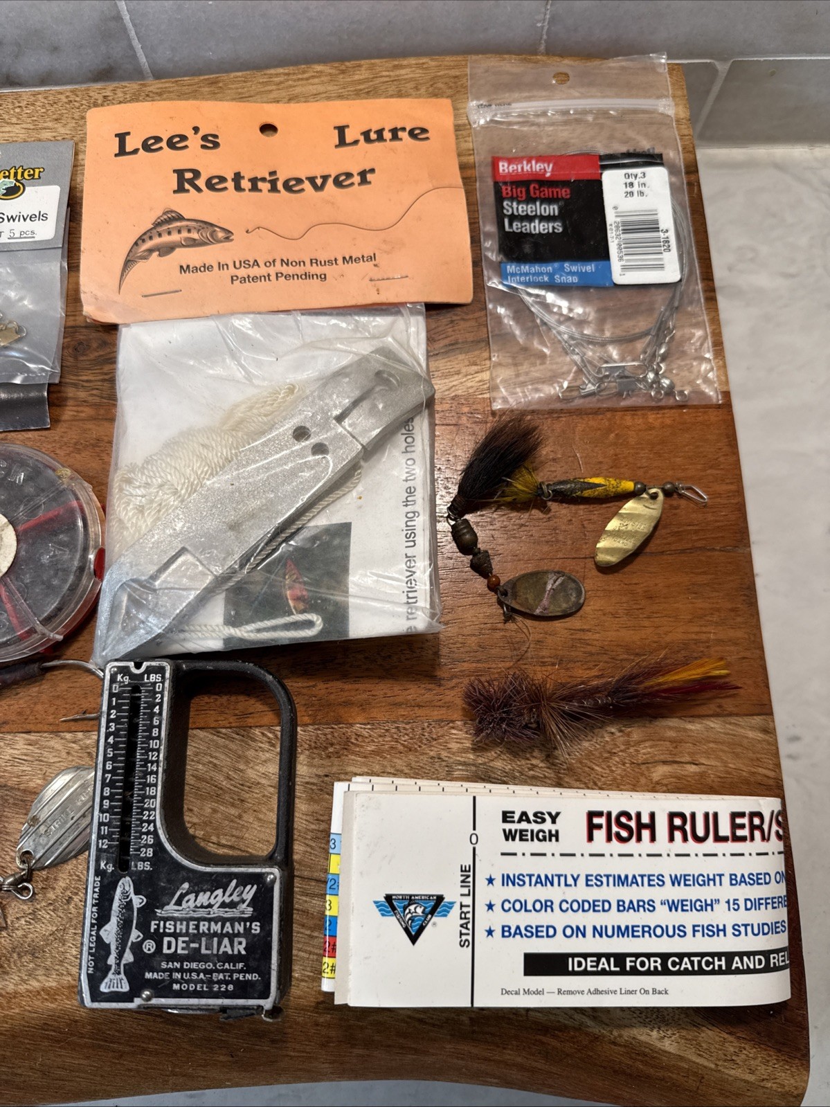 Lot Fishing Supplies Vintage Flies Lures Line Weights Scale Hooks