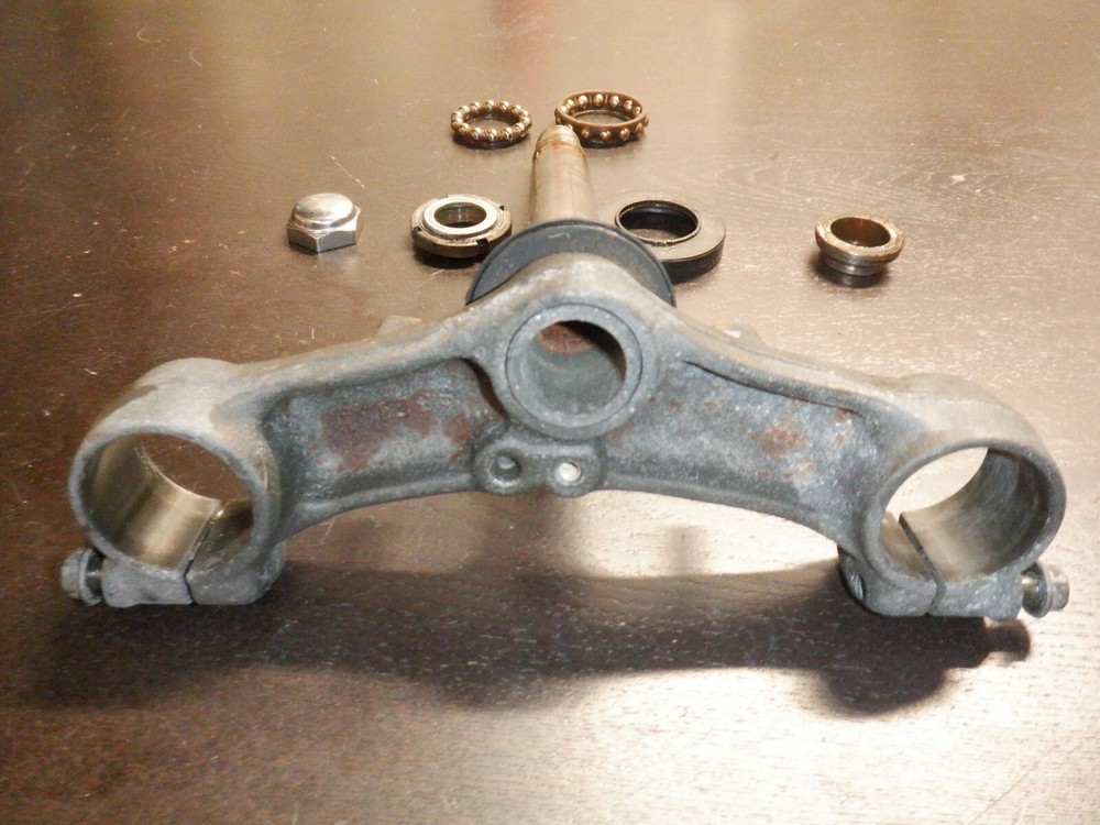 2000 Suzuki Katana 600 | Lower Triple Tree Steering Stem | Used OEM