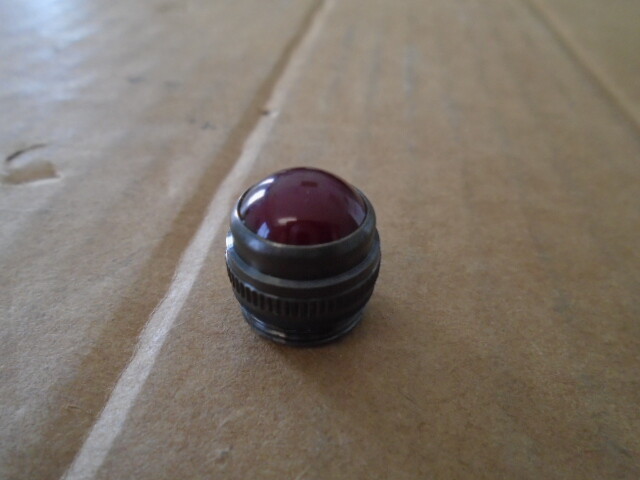 1 EA NOS DIALIGHT PANEL INDICATOR LIGHT W/ RED LENS P/N: LH75LC14RD