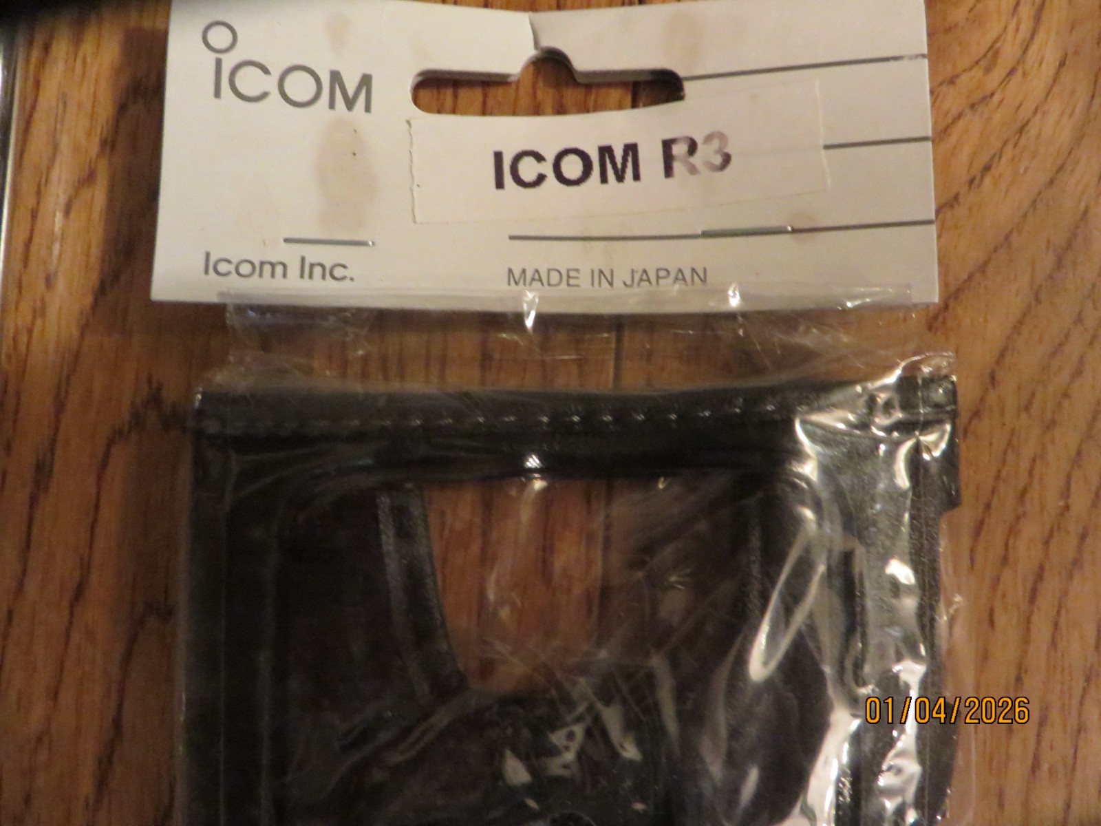 ICOM IC-R3 Handheld Wideband Communications Receiver .495 to 2450 MHz ++++