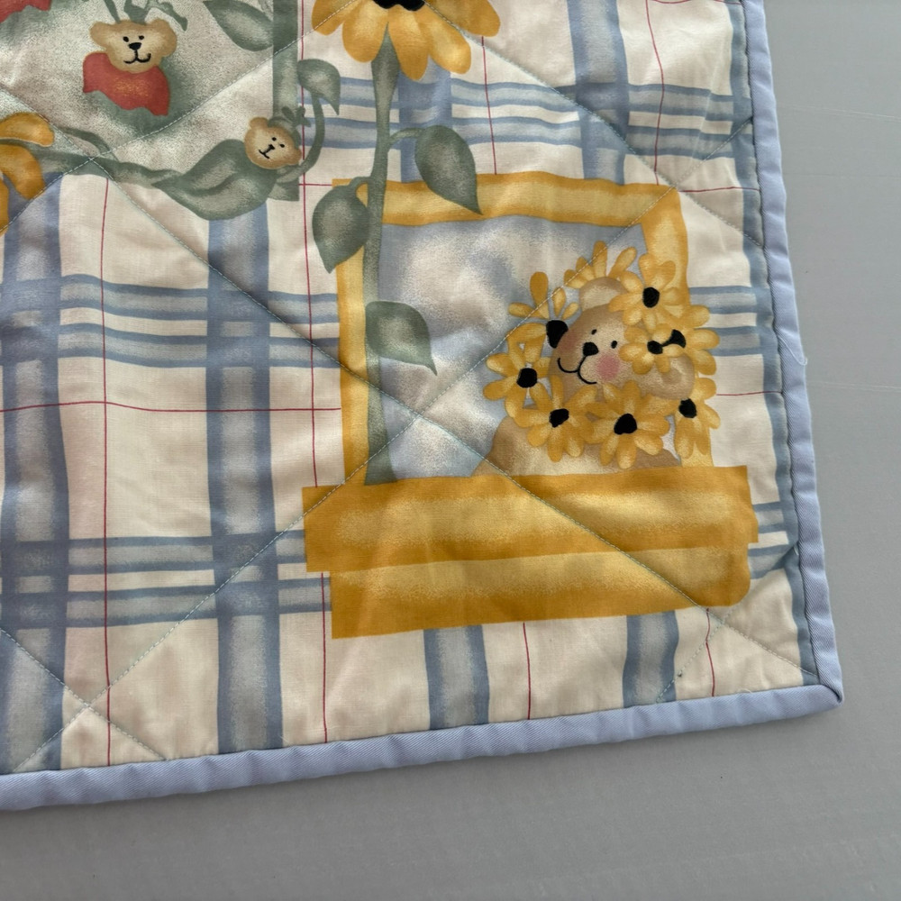 Gorgeous Handmade Cotton QUILT 43x34”. Pattern stitching Bunnies Easter Spring