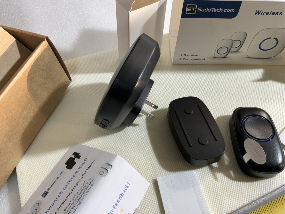 WIRELESS DOORBELL With 2 Push Button Transmitters 1 Receiver Black By SADOTECH