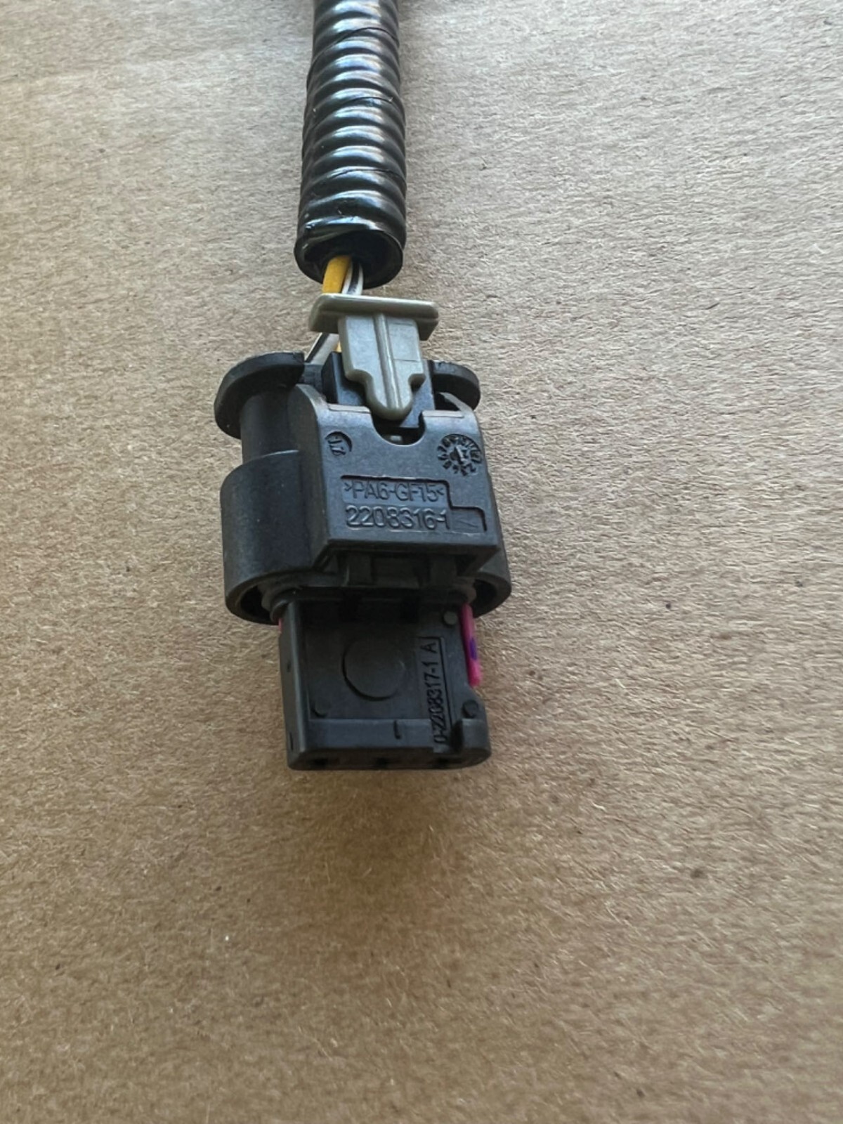 872858541 3 Pin Parking Sensor Plug Pigtail Fit for VOLVO XC60