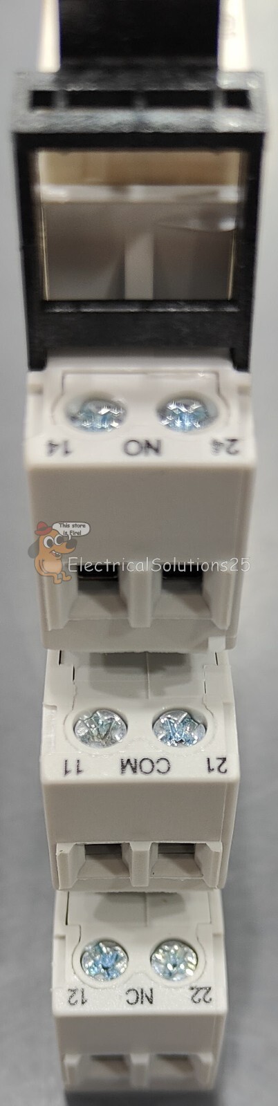 New 1 PC. Allen-Bradley 700-HLT12Z24 compact relay - Free Shipping
