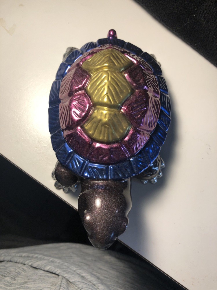 Turtle figurine￼