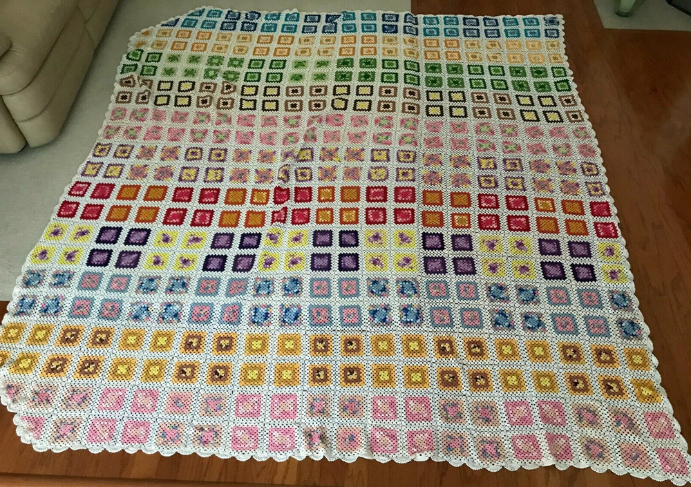 GRANNY Patchwork Pattern Hand Made Crochet Queen Bedspread 97in x 104in, 7lb