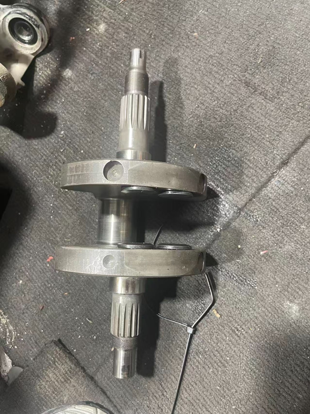 13-14 Ducati Multistrada 1200 Diavel Crankshaft w/ Connecting Rods 14621863AR