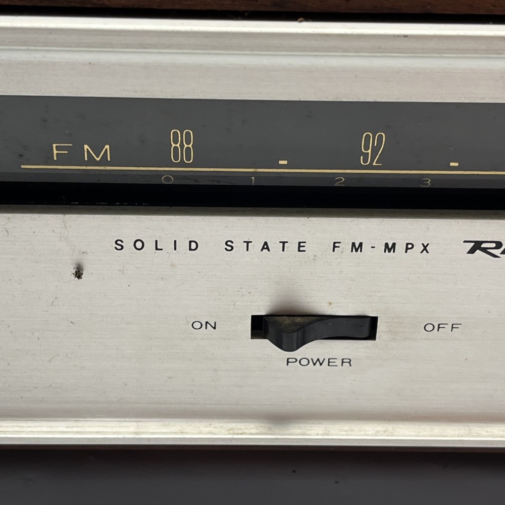 REALISTIC TM-7 FM-MPX SOLID STATE STEREO TUNER VINTAGE