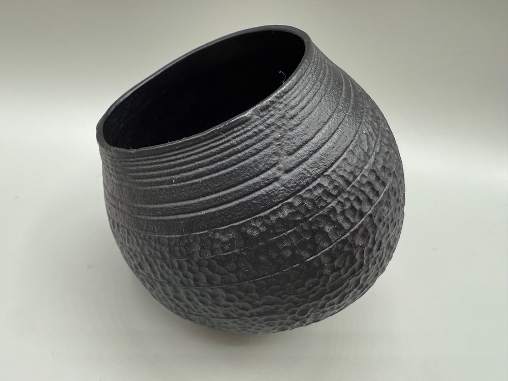 ESTATE ABSTRACT ART POT PLASTIC OR NUT SHELL EGGS SIGNED STUDIO 2001 UNIQUE