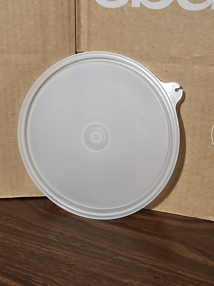 Tupperware Sheer Round "C" Tab Lid #227