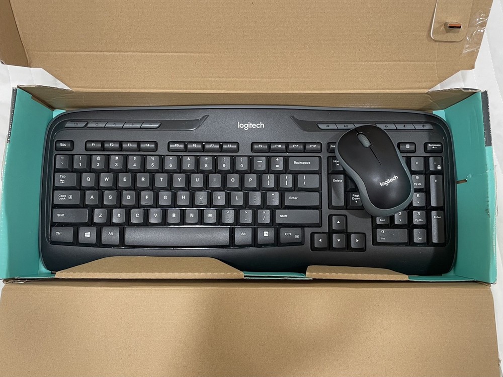 Logitech MK320 Wireless Keyboard Mouse Combo Black