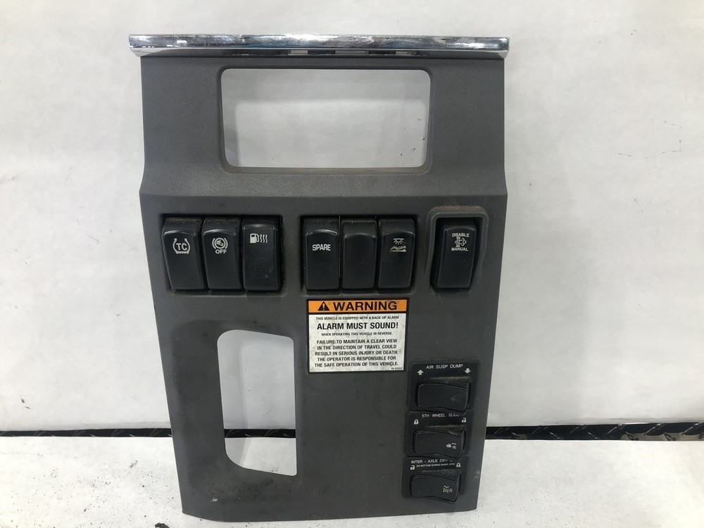 2013-2019 Peterbilt 579 SWITCH Dash Panel - Used