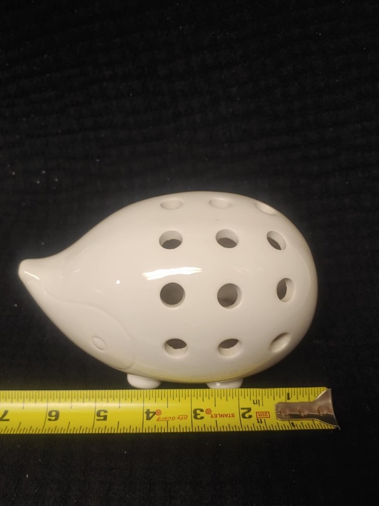 lenny mud ceramic hedghog pencil holder