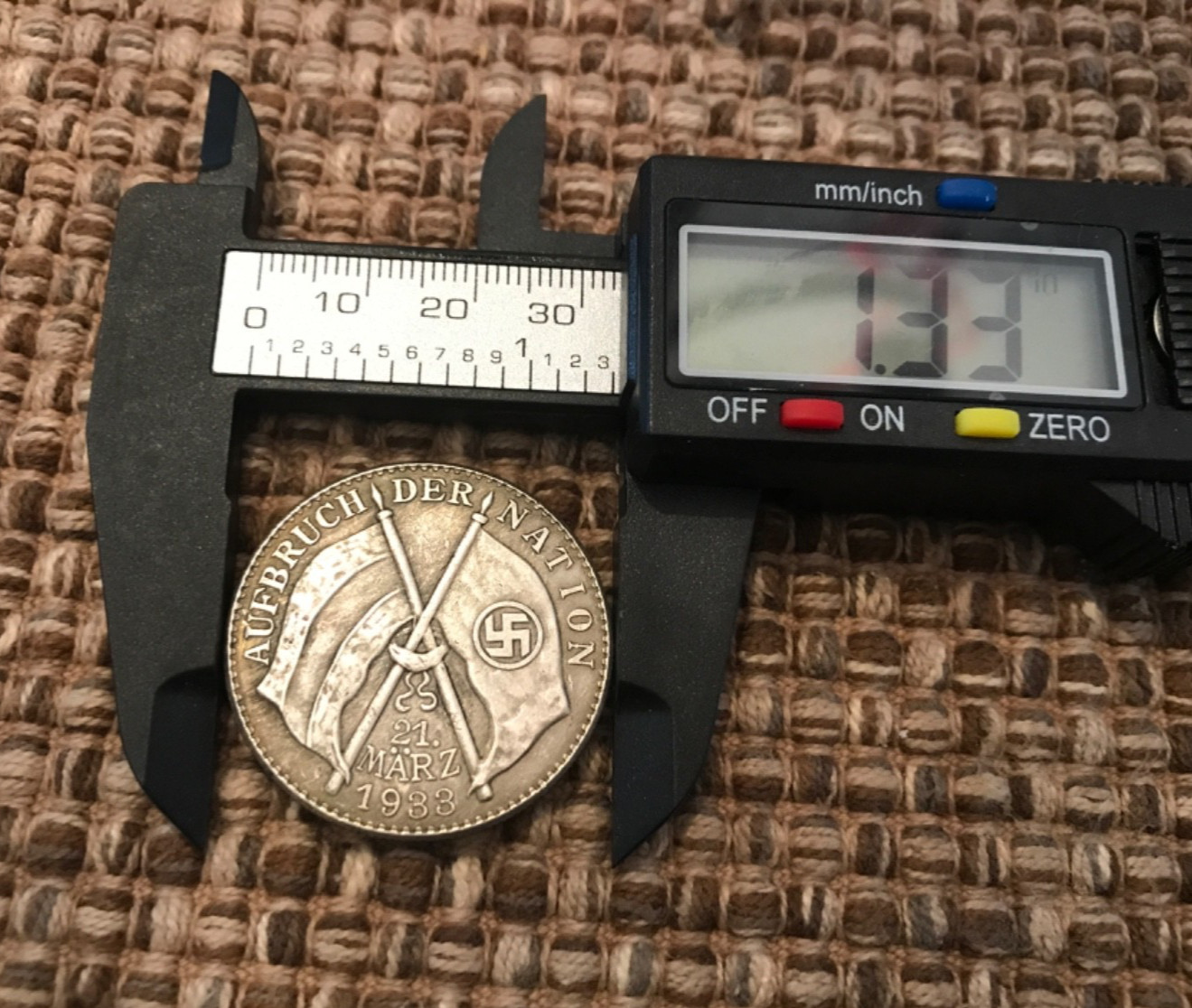 1933 Germany Awakening of the Nation flags GERMAN FUHRER WWII COMMEMORATIVE COIN