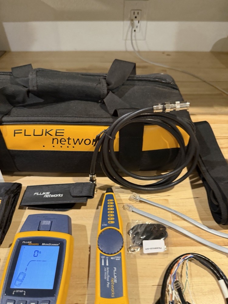FLUKE NETWORKS MS2-KIT MICROSCANNER 2 & INTELLITONE PRO200 CABLE TEST KIT