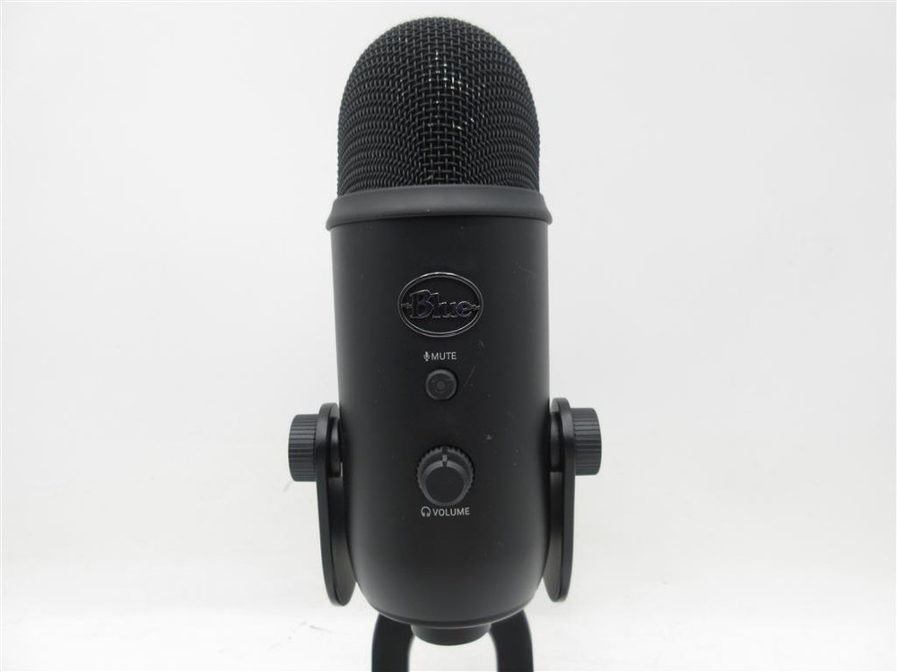 Blue Yeti USB Multi-Pattern Condenser Microphone