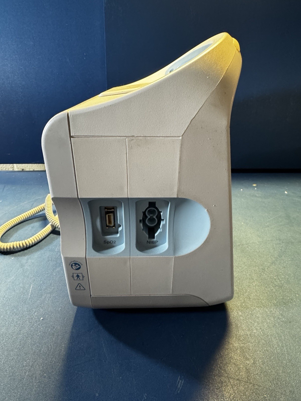 Welch Allyn Vital Signs Monitor 6000 Series