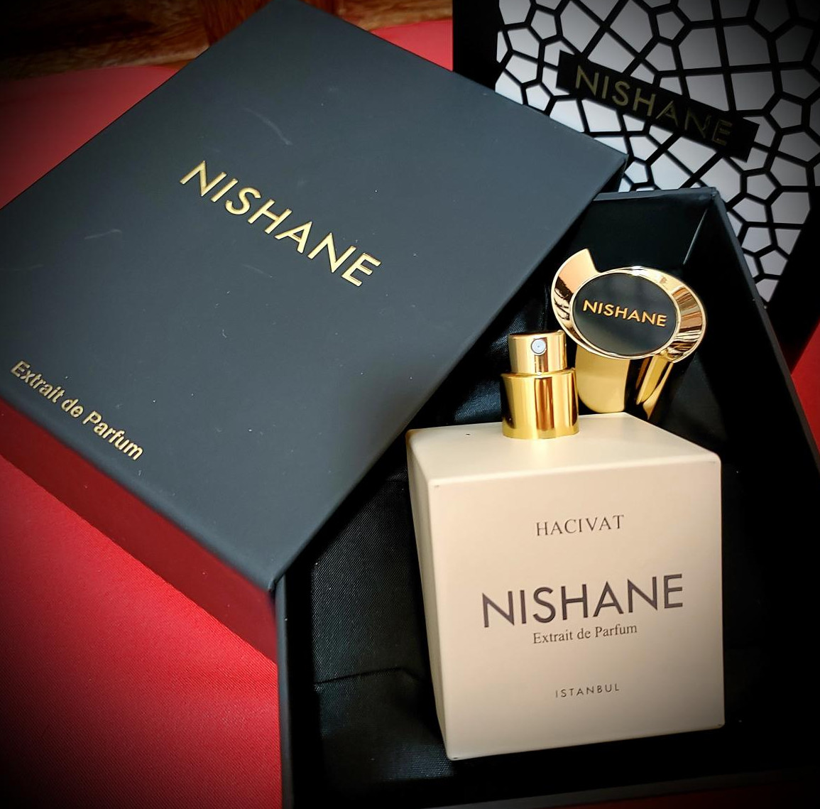 Nishane Hacivat Extrait de Parfum Spray 3.38 oz Unisex Perfume 100ml New Sealed
