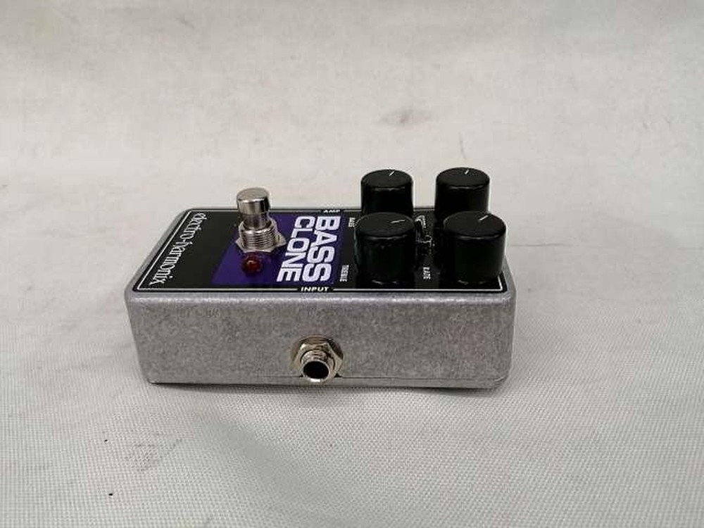 Electro-Harmonix Bass Clone Chorus