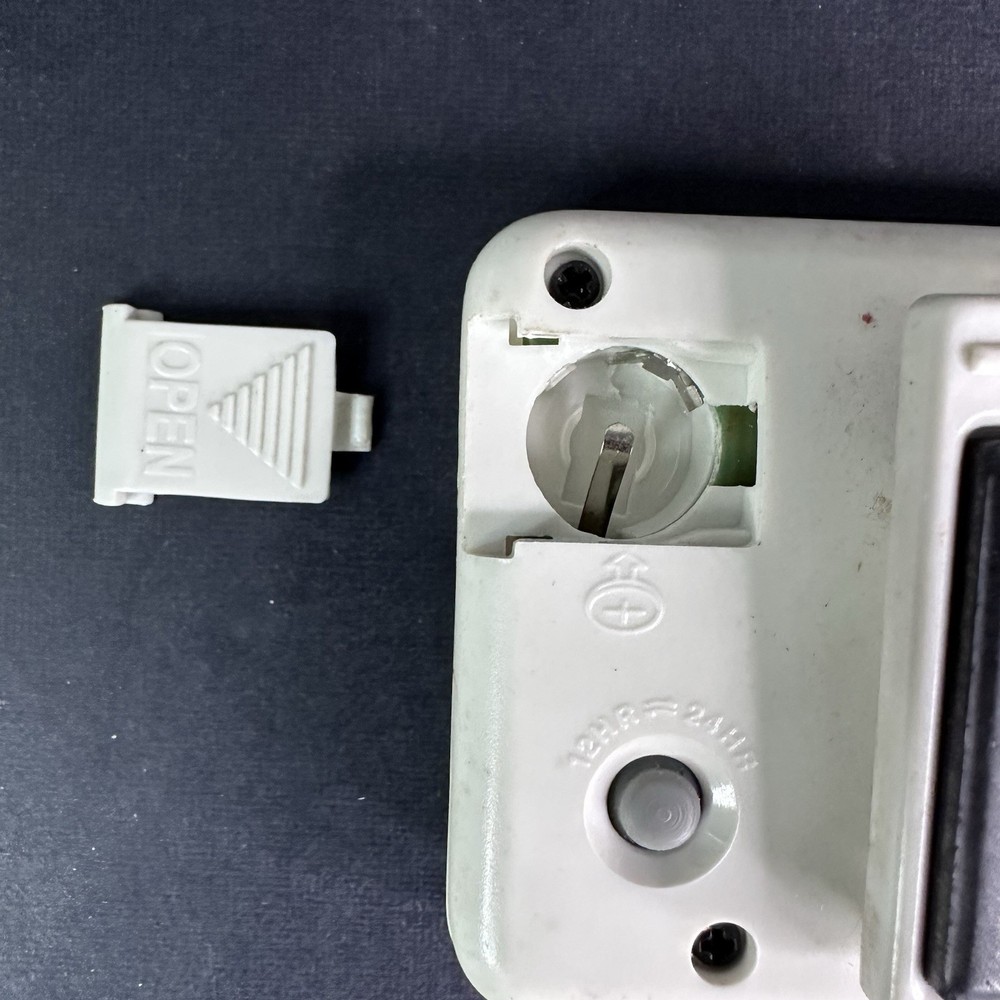 PAMPERED CHEF Digital Clock Timer With Magnetic Clip #1900