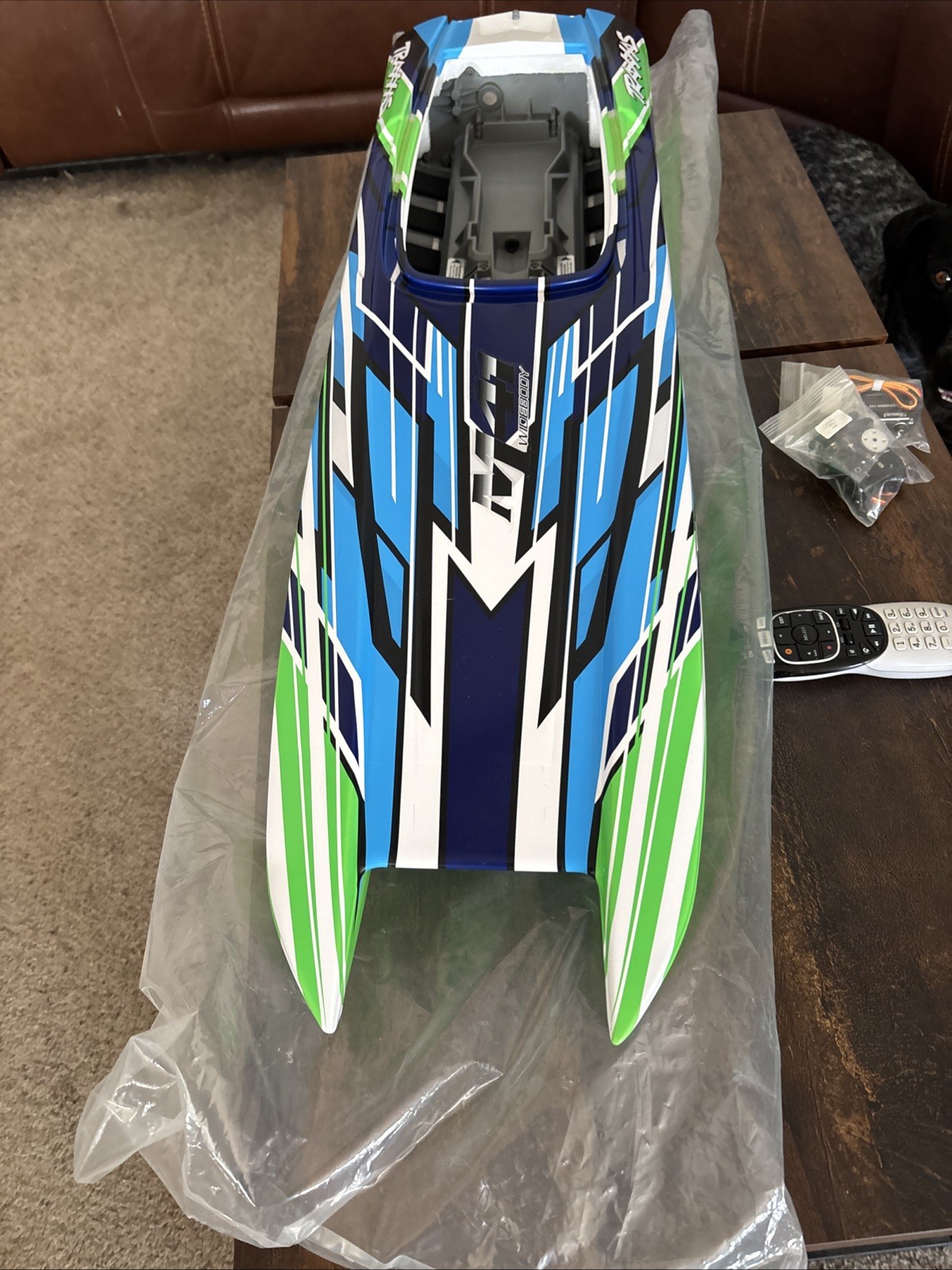 Traxxas 5786G Hull, DCB M41, green-x graphics (fully assembled)