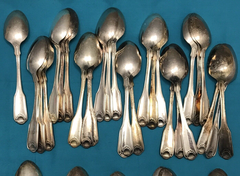 50 Pc SILVER SHELL Silverplated 6 1/8" TEASPOONS Community Cube Mark