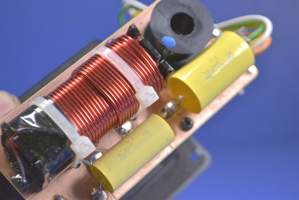 Terra CAMM Series 16 Speaker Crossover Network & Panel Connectors
