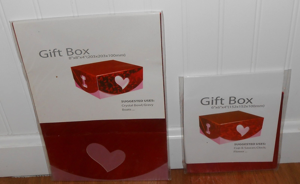6 PACKAGES UNBRANDED - FOLDABLE GIFT BOX