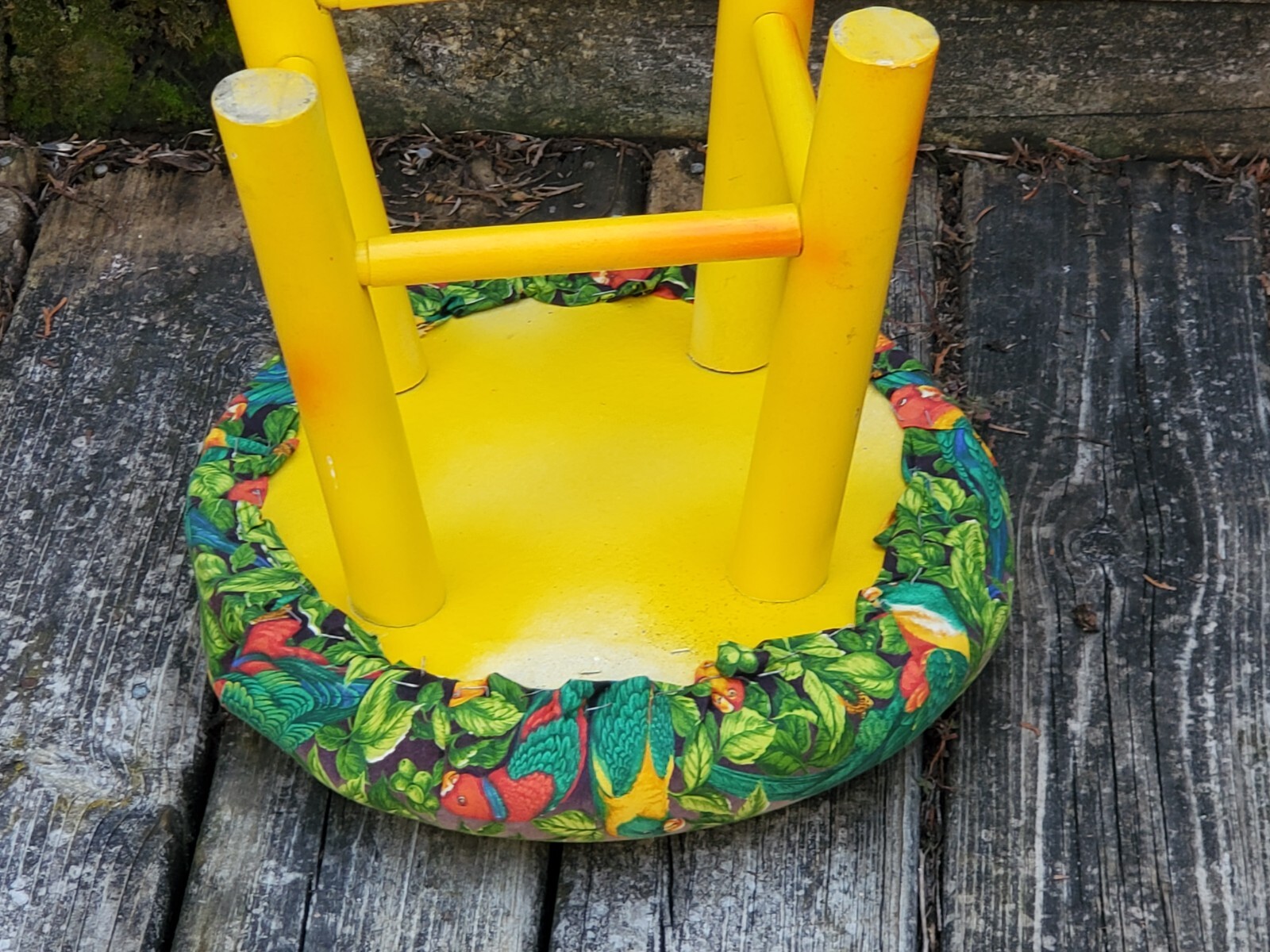 Parrot Jungle Paradise Love Birds Footstool Wood Base Colorful Hand Made As Is