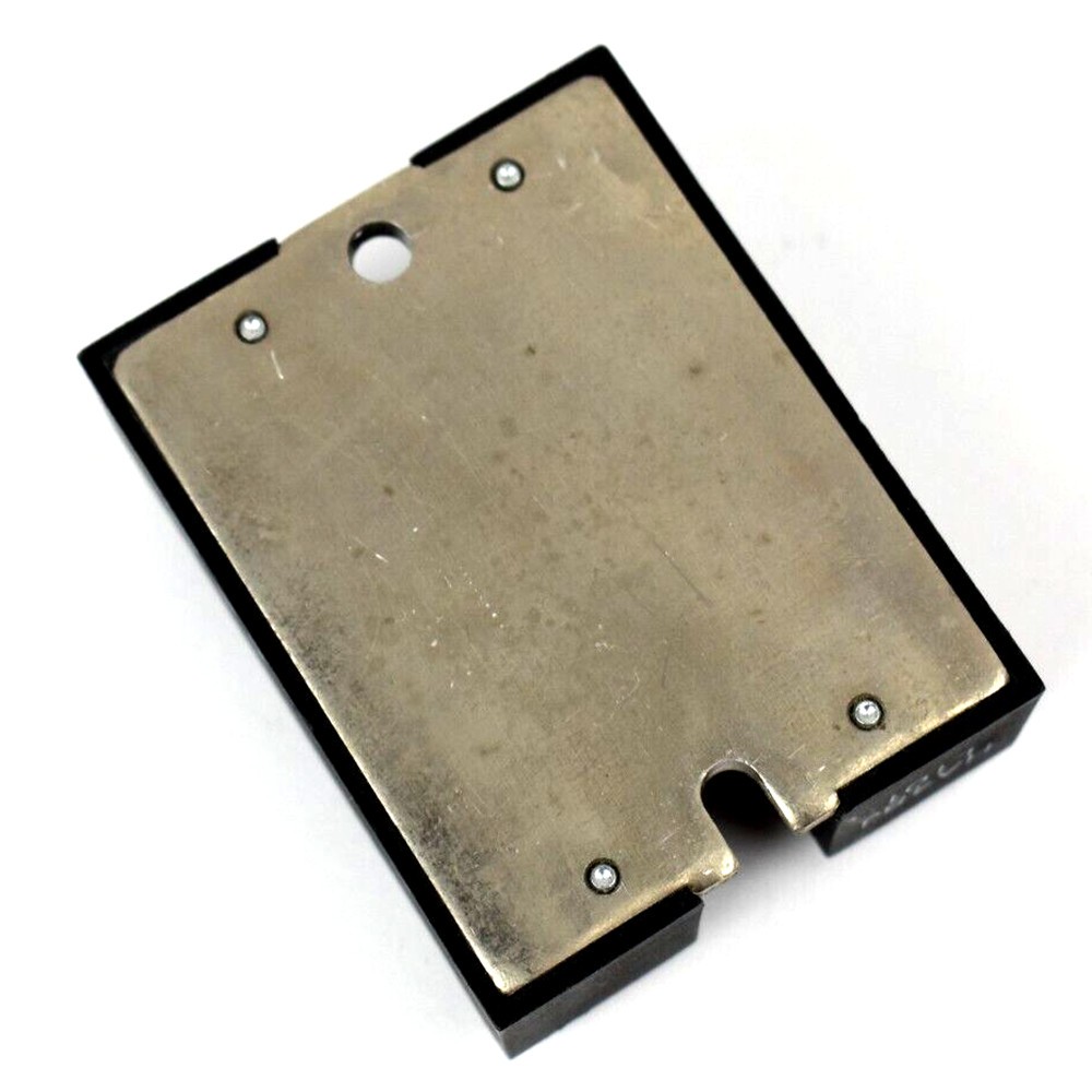 Solid State Relay HA4825 90-280V For Crydom
