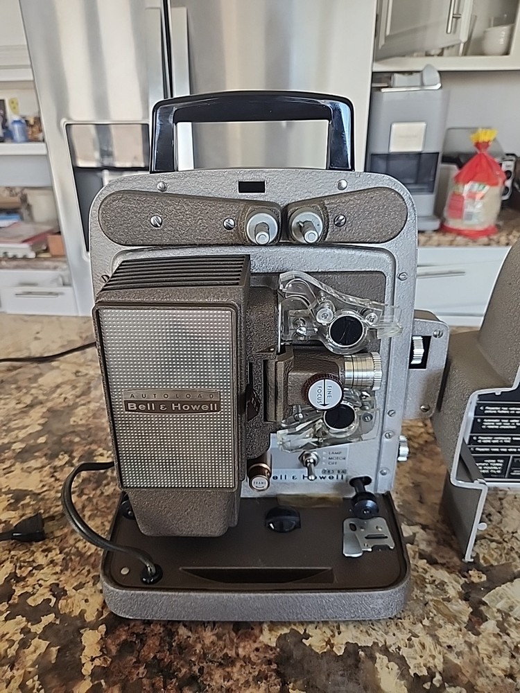 Bell & Howell Autoload Projector Standard 8mm Film Model 245BA - UNTESTED