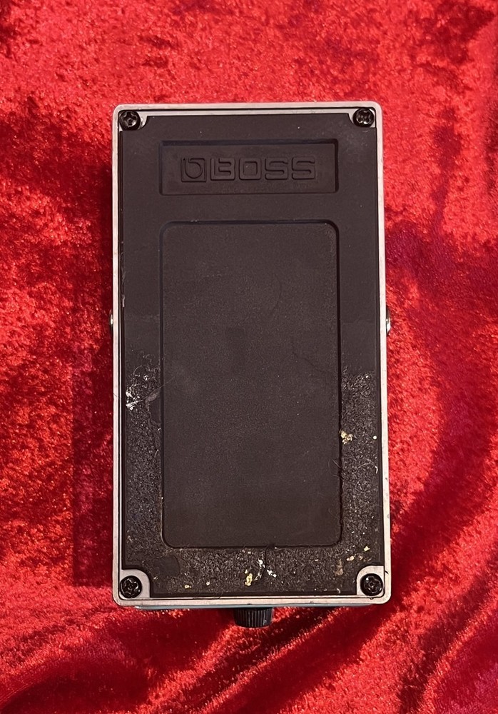BOSS Bass Limiter Enhancer LMB-3