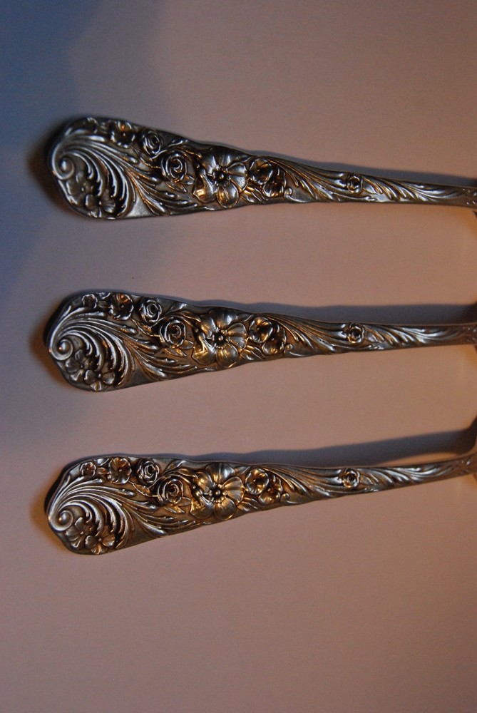 FLORA BY REED & BARTON STERLING SILVER REGULAR FORK MONOGRAMED 7 1/4" 48 gr
