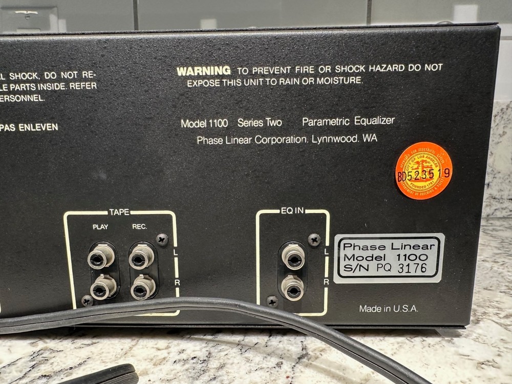 PHASE LINEAR Model 1100 Series Two Parametric Equalizer w/Rack Handles USA Made